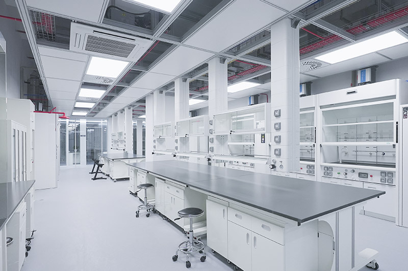 阳西实验室革新：安全与科技的现代融合